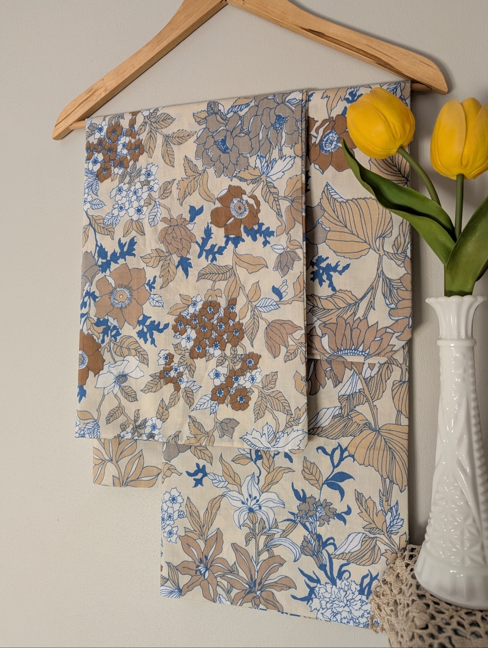 Pillowcases VTG Set 2 Floral Cotton Blue & Tan Print Retro 1960s Standard